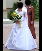 Jednoczęściowa, biała suknia ślubna!
